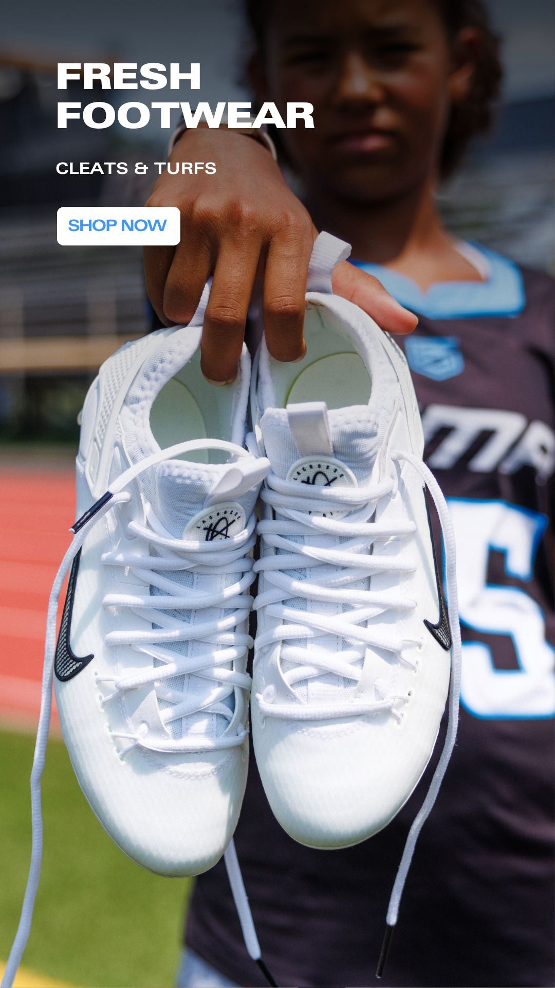 スパイク NIKE ALPHA HUARACHE 7 PRO NIKE ALPHA HUARACHE 7 PRO 2021 ホワイト・メタリックシルバー